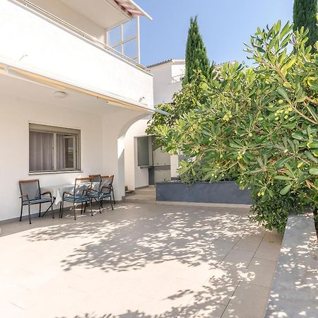 Apartments Danica Tisno Exterior photo